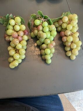 Artificial Green Grape Bunches Home Accent - Decorative Faux Fruit food